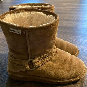 Girls chestnut BearPaw boots